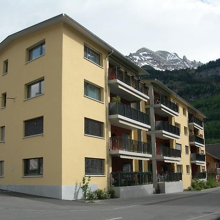 Alpbachstrasse 4, Meiringen Camera foto